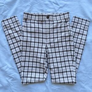 Hollister B&W Plaid Pants